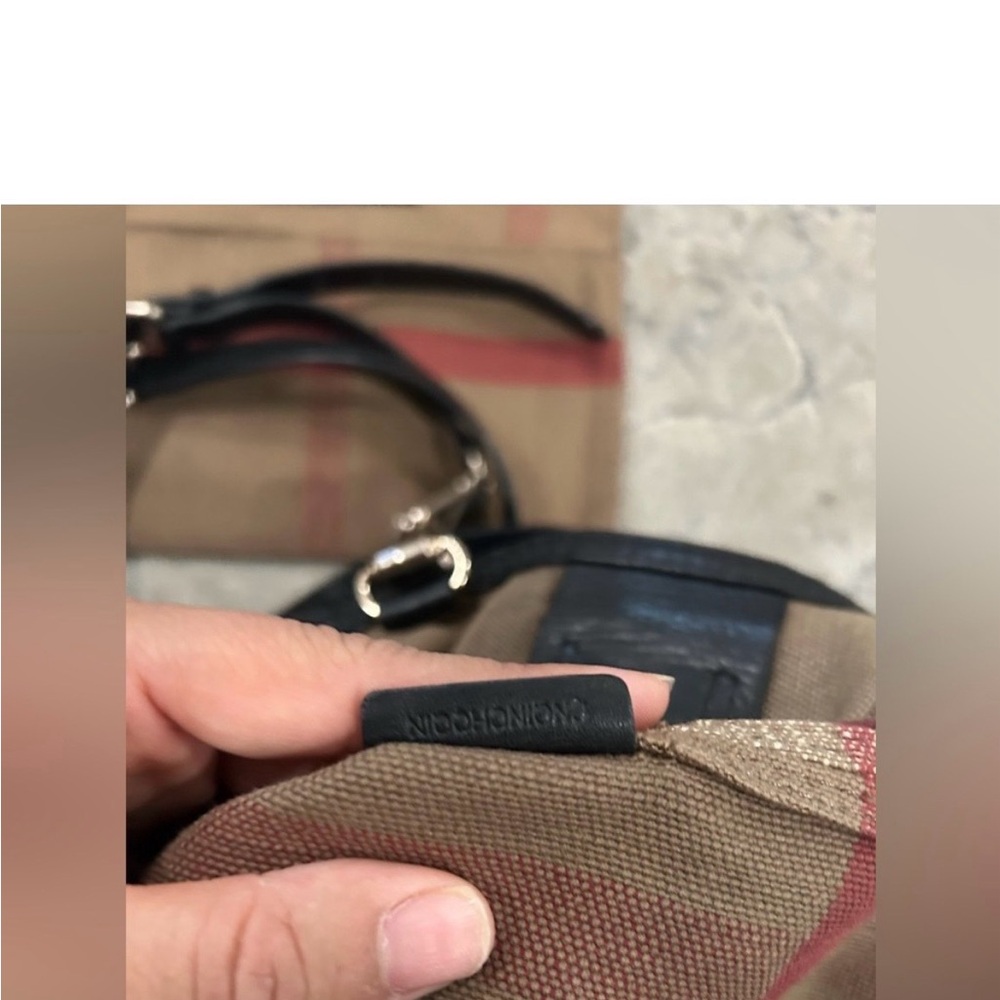 Burberry Ashby House Check Bag with Pochette - Picture 6 of 10